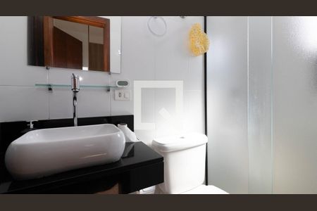 Casa à venda com 270m², 3 quartos e 3 vagasBanheiro da Suíte 2