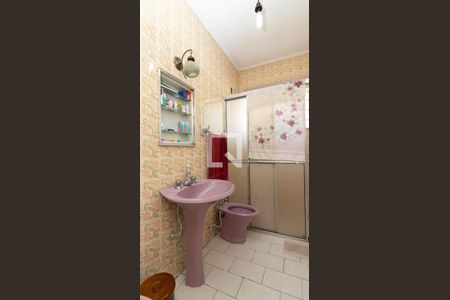 Casa à venda com 371m², 3 quartos e 2 vagasBanheiro