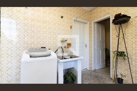 Casa à venda com 371m², 3 quartos e 2 vagasÁrea de Serviço