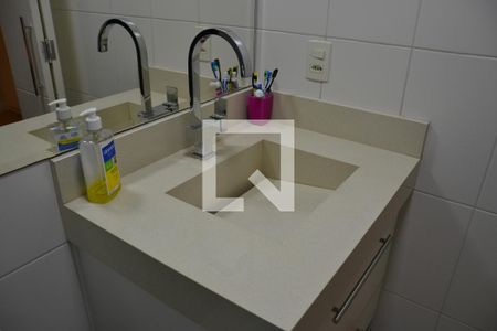 Apartamento à venda com 148m², 3 quartos e 3 vagasBanheiro Quarto 2