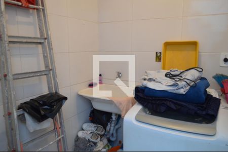 Casa à venda com 100m², 3 quartos e 1 vagaÁrea de Serviço