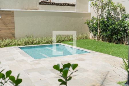 Apartamento à venda com 31m², 1 quarto e sem vagaÁrea comum - Piscina
