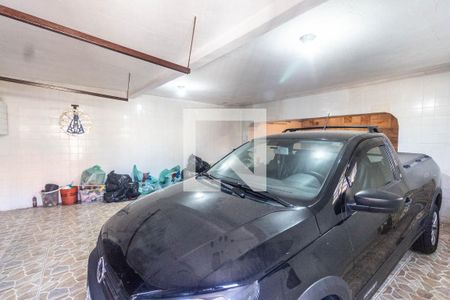 Casa à venda com 250m², 3 quartos e 5 vagas Casa à venda com 250m², 3 quartos e 5 vagasGaragem