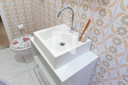 Casa à venda com 250m², 3 quartos e 5 vagas Casa à venda com 250m², 3 quartos e 5 vagasCasa 1 Lavabo