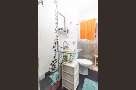 Casa à venda com 250m², 3 quartos e 5 vagas Casa à venda com 250m², 3 quartos e 5 vagasCasa 2 Banheiro