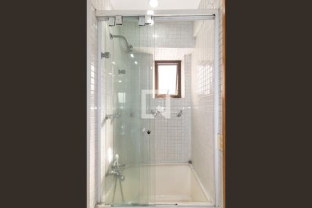 Apartamento à venda com 228m², 4 quartos e 4 vagas Apartamento à venda com 228m², 4 quartos e 4 vagasBanheiro do Quarto 2