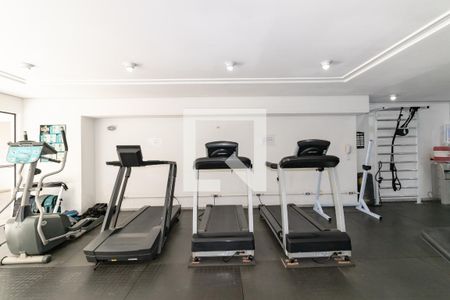 Apartamento à venda com 228m², 4 quartos e 4 vagas Apartamento à venda com 228m², 4 quartos e 4 vagasÁrea comum - Academia