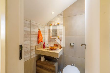 Casa de condomínio à venda com 303m², 4 quartos e 2 vagasBanheiro da Suíte 4