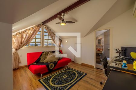 Casa de condomínio à venda com 303m², 4 quartos e 2 vagasSuíte 4