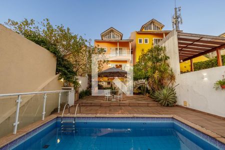 Casa de condomínio à venda com 303m², 4 quartos e 2 vagasÁrea de Lazer