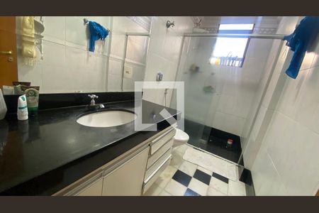 Apartamento à venda com 212m², 3 quartos e 2 vagasBanheiro Social