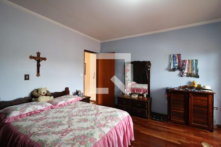 Casa à venda com 192m², 3 quartos e 4 vagasSuíte