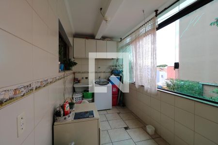 Casa à venda com 192m², 3 quartos e 4 vagasÁrea de Serviço