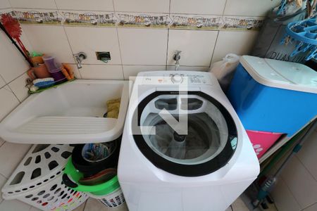 Casa à venda com 192m², 3 quartos e 4 vagasÁrea de Serviço