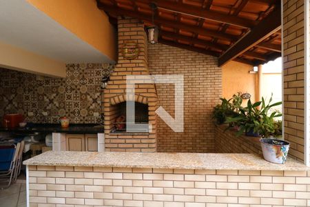 Casa à venda com 192m², 3 quartos e 4 vagasÁrea Social - Churrasqueira