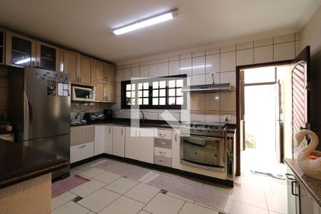 Casa à venda com 192m², 3 quartos e 4 vagasCozinha