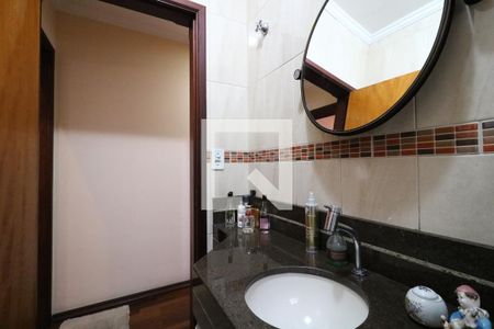 Casa à venda com 192m², 3 quartos e 4 vagasLavabo