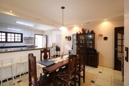 Casa à venda com 192m², 3 quartos e 4 vagasCozinha