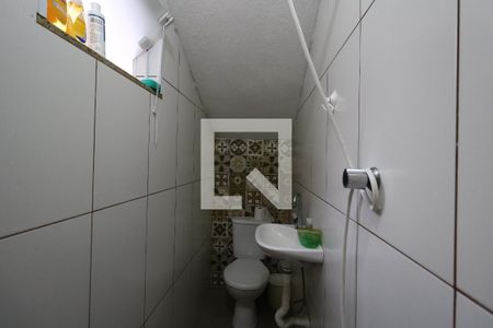 Casa à venda com 192m², 3 quartos e 4 vagasLavabo da Área Social