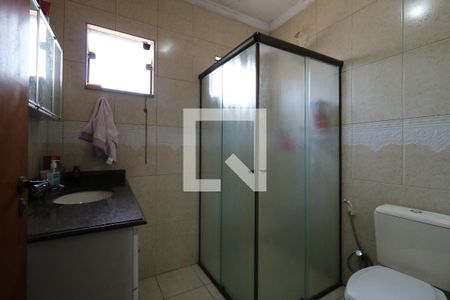 Casa à venda com 192m², 3 quartos e 4 vagasBanheiro da Suíte
