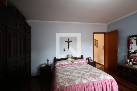 Casa à venda com 192m², 3 quartos e 4 vagasSuíte