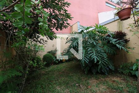 Casa à venda com 192m², 3 quartos e 4 vagasQuintal e Jardim