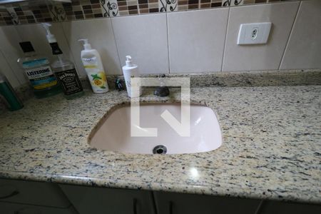 Casa à venda com 192m², 3 quartos e 4 vagasBanheiro Social - Pia