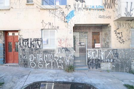 Casa à venda com 85m², 3 quartos e sem vagaFachada