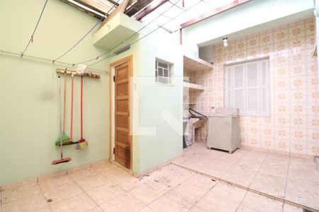 Casa à venda com 85m², 3 quartos e sem vagaQuintal