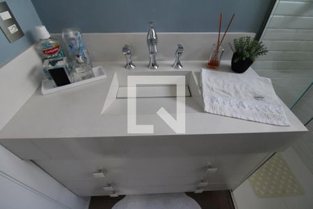 Apartamento à venda com 237m², 4 quartos e 4 vagasQuarto 1 - Banheiro