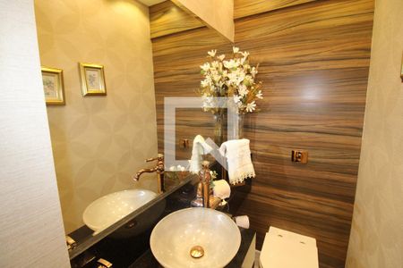 Apartamento à venda com 237m², 4 quartos e 4 vagasLavabo