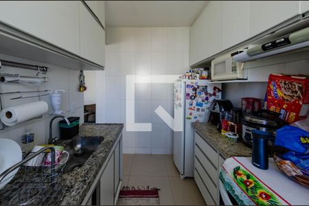Apartamento à venda com 64m², 2 quartos e 1 vaga Apartamento à venda com 64m², 2 quartos e 1 vagaCozinha