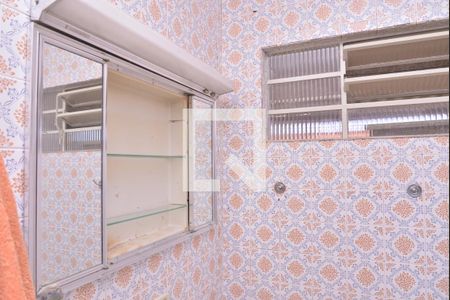 Casa à venda com 141m², 2 quartos e 2 vagasBanheiro