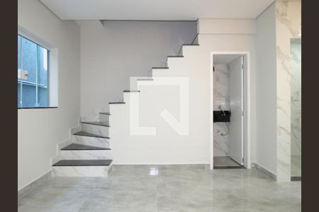 Sala de casa para alugar com 2 quartos, 100m² em Vila Nina, São Paulo