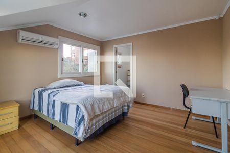 Casa à venda com 285m², 3 quartos e 2 vagas Casa à venda com 285m², 3 quartos e 2 vagasQuarto 2