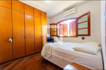 Casa à venda com 520m², 4 quartos e 3 vagasSuíte 4