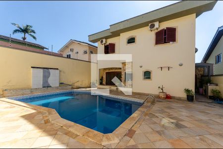 Casa à venda com 520m², 4 quartos e 3 vagasÁrea da piscina