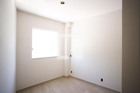 Casa à venda com 96m², 2 quartos e 2 vagasQuarto 2