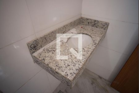 Casa à venda com 96m², 2 quartos e 2 vagasBanheiro