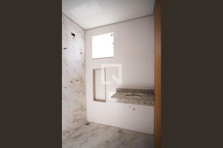 Casa à venda com 96m², 2 quartos e 2 vagasBanheiro