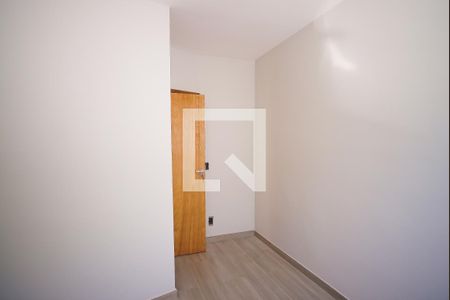 Casa à venda com 96m², 2 quartos e 2 vagasQuarto 2