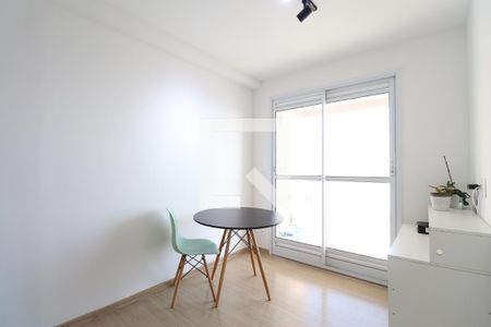 Sala de apartamento para alugar com 1 quarto, 29m² em Parque Industrial Tomas Edson, São Paulo