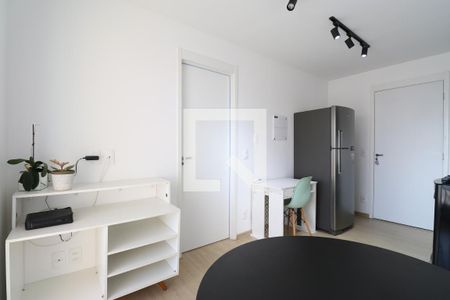 Sala de apartamento para alugar com 1 quarto, 29m² em Parque Industrial Tomas Edson, São Paulo