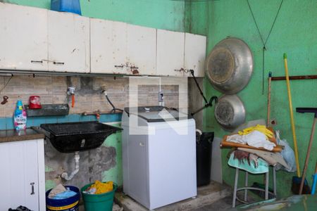 Casa à venda com 240m², 2 quartos e 5 vagasQuintal