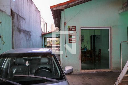 Casa à venda com 240m², 2 quartos e 5 vagasQuintal
