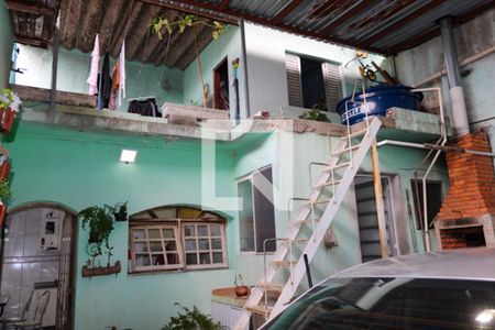 Casa à venda com 240m², 2 quartos e 5 vagasQuintal