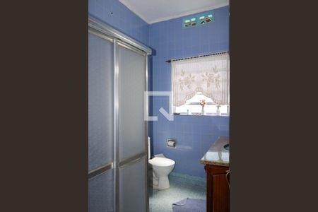 Casa à venda com 240m², 2 quartos e 5 vagasBanheiro Social