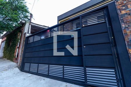 Casa à venda com 120m², 3 quartos e 2 vagasFachada