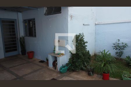 Casa à venda com 193m², 5 quartos e 2 vagasQuintal