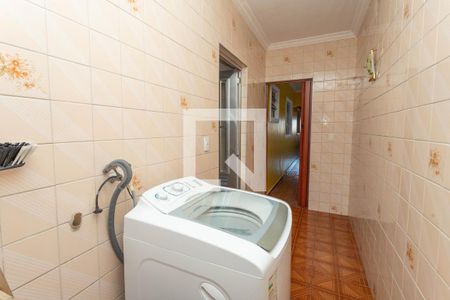 Casa à venda com 185m², 3 quartos e 1 vagaÁrea de serviço 